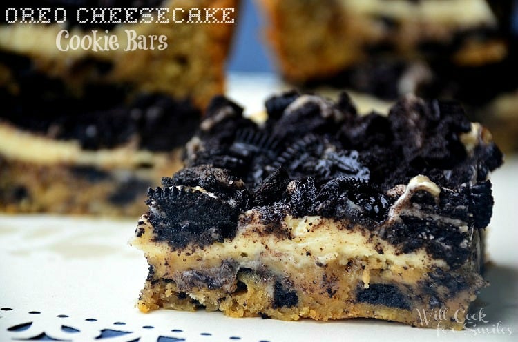 Oreo Cheesecake cookie bars slice