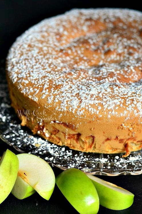 Sharlotka: Russian Apple Cake