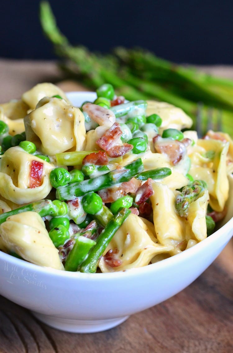 Creamy Tortellini with Peas Asparagus and Bacon