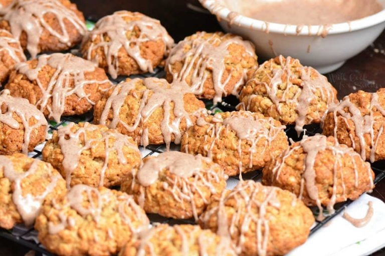 Cinnamon Oatmeal Cookies