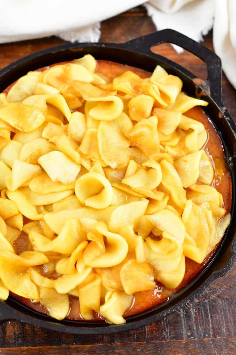 Easy Skillet Apple Cake