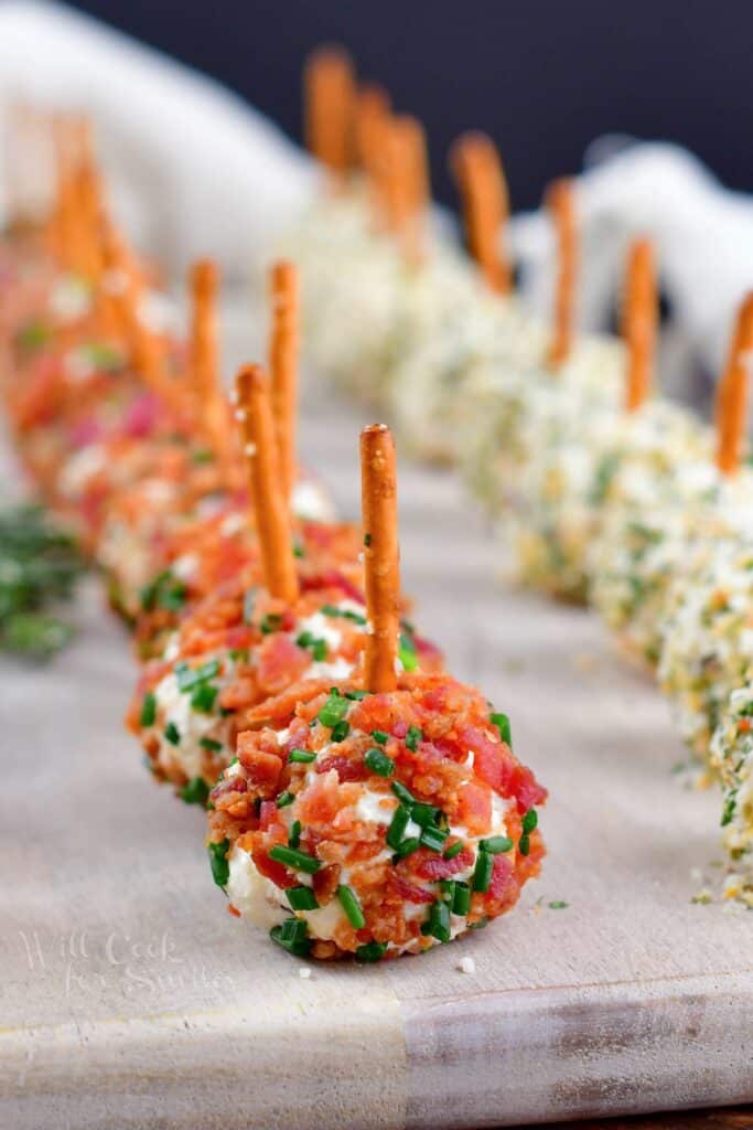 closeup of bacon chive cheese ball